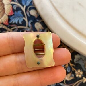 Antique Victorian Mother of Pearl Buckle Brooch